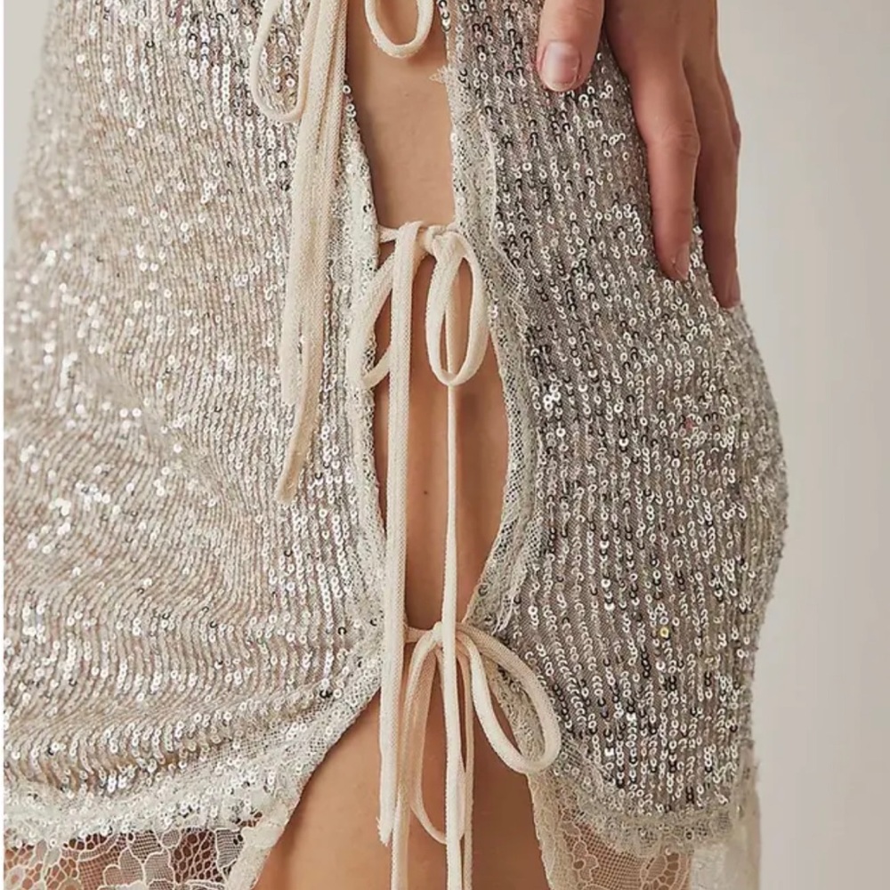New Free People Gold Rush Half-Slip Miniskirt Sz L Sequins Mini lace up sexy - Picture 3 of 8
